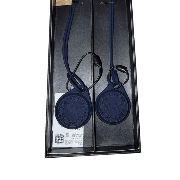 Michael Kors Air tag holders NIB - Picture 1 of 2